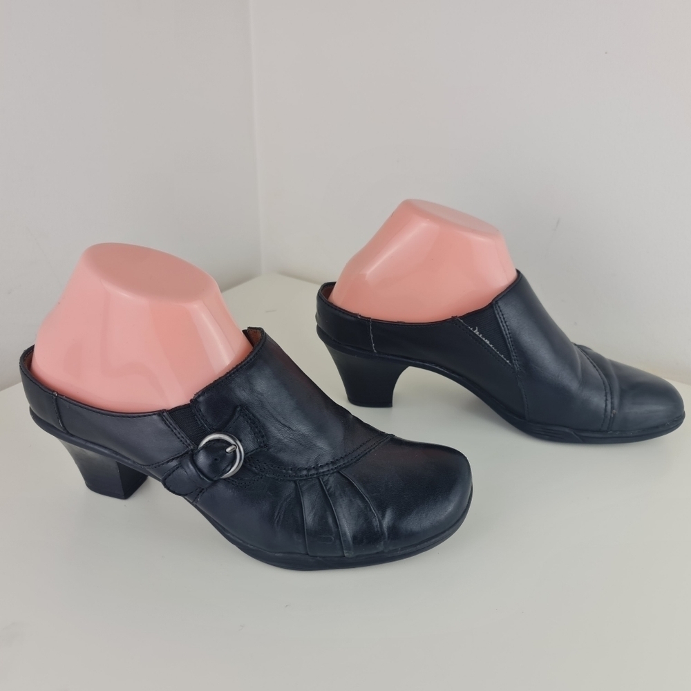 Earth Spirit Classics leather mules slip on size 8 black